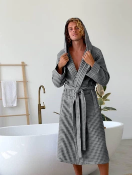 Халат мужской COSY с капюшоном Греческая вафелька темный свет M