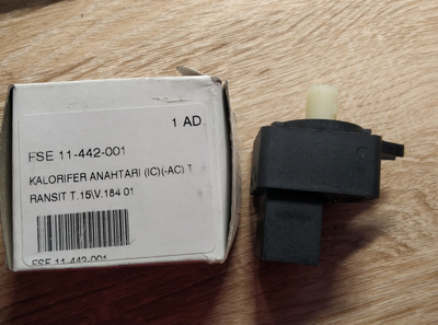Перемикач печі FASE 11-442-001 3 положення FORD TRANSIT 91-12