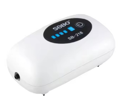 Компрессор на аккумуляторе SOBO SB-218 для аквариума до 100 л (2600 мАч, до 70 часов автономной работы)