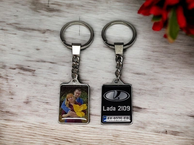 Брелок номер Lada