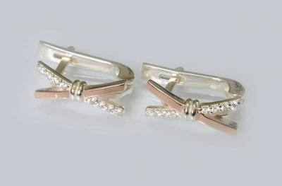 Серебряные серьги Silverstyle с золотыми пластинами 206с, цвет камня белый