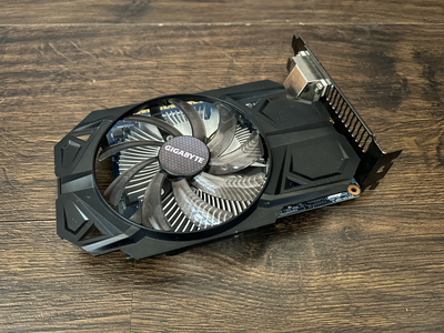 Видеокарта Gigabyte GeForce GTX 750Ti 2GB GDDR5 (GV-N75TD5-2GI) Б/У