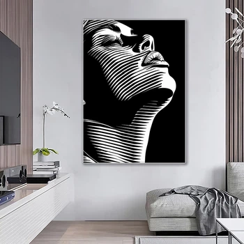 Картина на полотні для інтер'єру 50х70см - Woman blinds