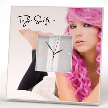 Часы "Певица Тейлор Свифт. Taylor Swift" для фанатов, поп музыка, украшение интерьера в бар, клуб, кафе, спальню