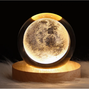 Декоративний 3D нічник кришталева куля LumiBeam Crystal Ball Moon Місяць 6 см