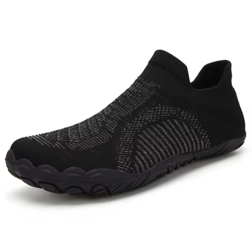 Обувь для пляжа и кораллов аквашузы Diving shoes чёрые с закрытым носком 40 ( 25,8 см ) 302
