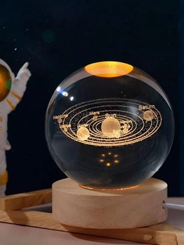 Декоративный хрустальный шар 3D ночник "Солнечная Система" на деревянной подставке с USB питанием