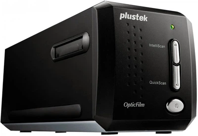 Сканер Plustek OpticFilm 8200i Ai (7200dpi 48bit LED Ai Studio8 плівковий слайд-сканер чорний)
