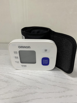 Тонометр OMRON RS1 Б/В