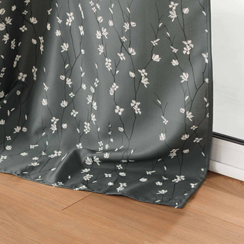 Штора Douceur d'intérieur Sakura на люверсах цветочный узор Графитовая 140 x 260 см (3574386119993)