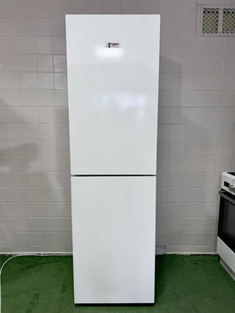 Холодильник Miele KFN 29142 с большой морозильной камерой, Б/У