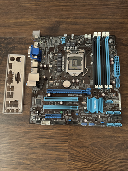 Материнская плата Asus P8B75-M (s1155, Intel B75) Б\У