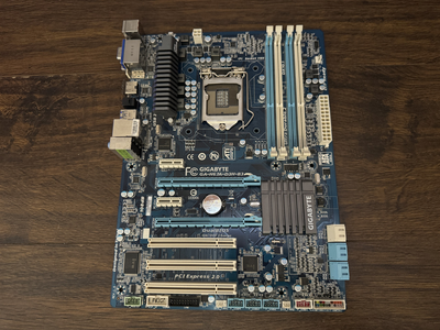 Материнская плата Gigabyte GA-H67A-D3H-B3 (s1155, Intel H67) Б\У