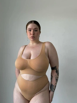 Комплект бесшовного белья plus size 2XL Кремовый