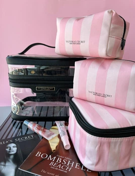 4 в 1 набор косметичек Victoria’s Secret Train set Siganture stripe Розовый