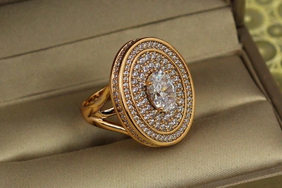Кольцо Xuping Jewelry Титул с белыми камнями р 16 золотистое