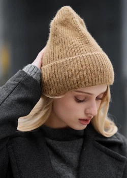 Жіноча шапка Staff 5 brown One Size