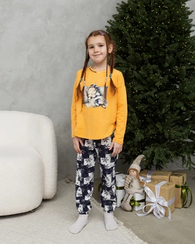 Пижама на девочку подростка - штаны в снежинки - Family look мама/дочка Nicoletta 95234k 150-157 см Желтый