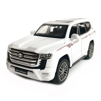 Металева машинка інерційна з ефектами Toyota Land Cruiser 300 Auto Expert Білий