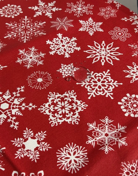 Скатерть тефлоновая Delight Красная с белыми снежинками 140х220 см (Red_white_snowflakes_140x220)