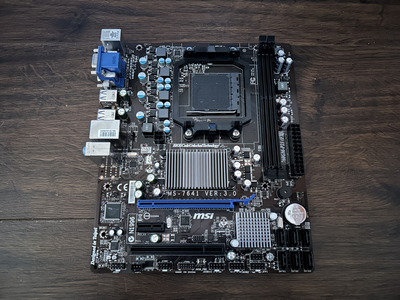 Материнская плата MSI MS-7641 (sAM3+, AMD 760G) Б/У
