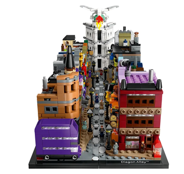 Zestaw klocków LEGO Harry Potter Magiczne sklepy na Ulicy Pokątnej 2750 elementów (76444)