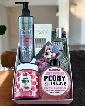 Подарунковий набір косметики No Brand в стилі Victoria's Secret Bombshell Holiday 4 в 1