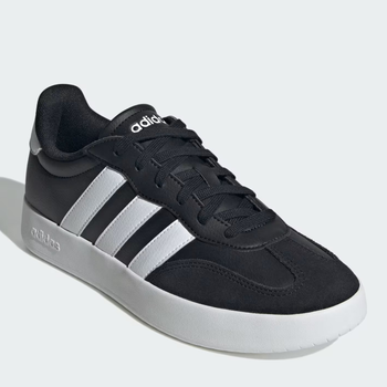 Чоловічі кеди низькі Adidas Barreda JI2307 43.5 (9UK) 27.5 см Cblack/Ftwwht/Cblack (4067904368472)