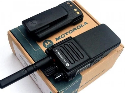 Портативна радіостанція Motorola DP4400e VHF (136-174MHZ), увімкнена ліцензія шифрування AES 256.