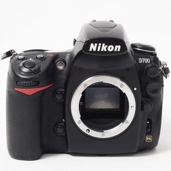 Дзеркальний фотоапарат Nikon D700 (пробіг 19430 кадрів) (2218830)