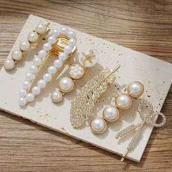 Комплект украшений из искусственного жемчуга Perla elegante набор ювелирных изделий: колье, серьги, браслет и заколки для волос, 22 предмета (86300688)
