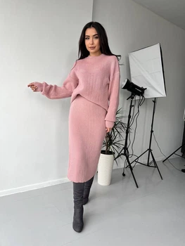Женский теплый костюм с юбкой пудрового цвета 30420 One Size
