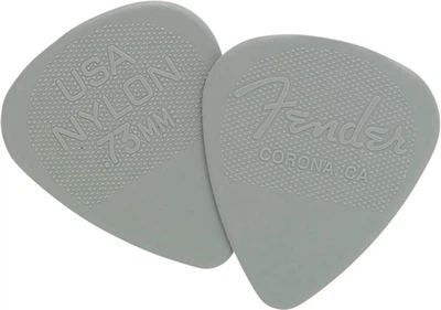 Набір медіаторів Fender 351 Shape Nylon Picks 12 Pack