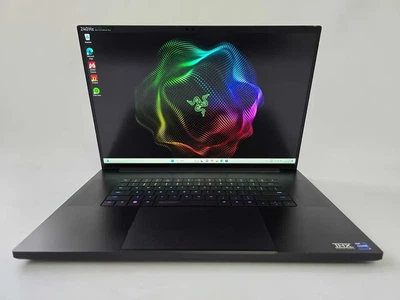 Ноутбук Razer Blade 18 (2023) i9 13950HX/RTX 4090/RAM 32GB/SSD 1TB Б\В