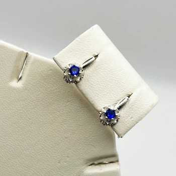 Сережки серебряные с сапфиром альпинитом 1,5 г