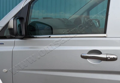 Mercedes-Benz Vito W639 (2003-) Молдинги скла нижні 2шт, (4721141)