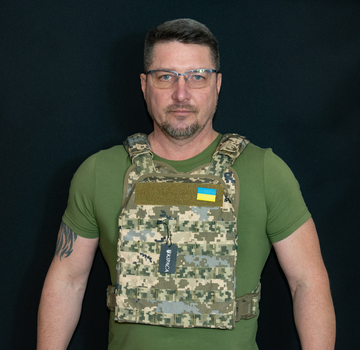 Плитоноска Кіраса ультра легка з кордури чорна піксель 1013