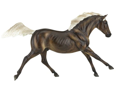Sporthorse traditional жеребець Breyer 430054