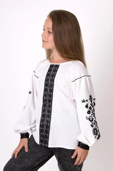 Вишиванка для дівчинки Mevis 5312-03 чорна вишивка льон білий 116