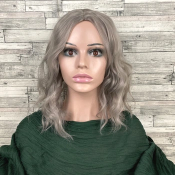 Парик каре серый с пробором волнистый 40см (4271)