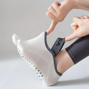 Шкарпетки для йоги та пілатесу Yoga з пальчиками Білі 34-39