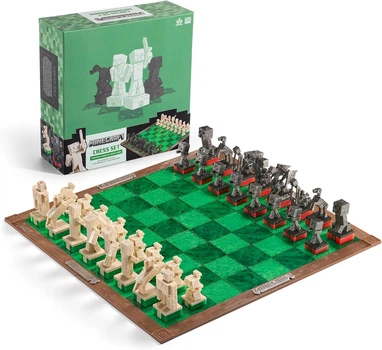 Шахи Майнкрафт Преміум Minecraft Chess Set Overworld Heroes vs. Hostile Mobs The Noble Collection NN3726
