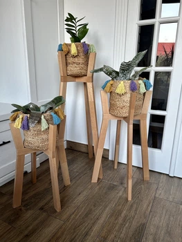 Комплект підставок для кімнатних рослин WoodDecor покритих лаком
