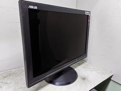 Монітор Б-клас Asus VW192CD/19" (1440x900) TN/VGA/VESA 100x100 + кабелі в комплекті б/в