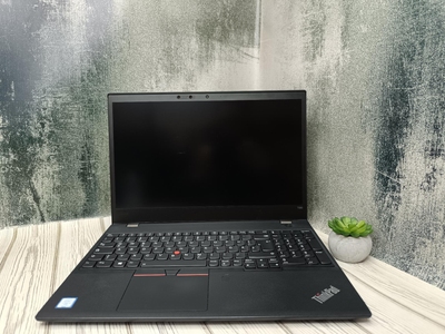 Ноутбук Lenovo Thinkpad T580 15.6" 4K \ I7-8650U \ 8 GB \ SSD 512 GB \ NVIDIA GeForce MX150 2 GB \ Б\У