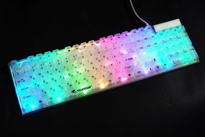 Клавиатура проводная с RGB подсветкой USB (8923)