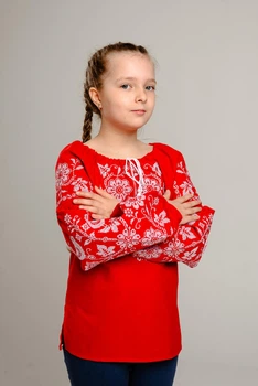 Дитяча вишиванка для дівчинки vishivano4ka 950-8 104-110 червона