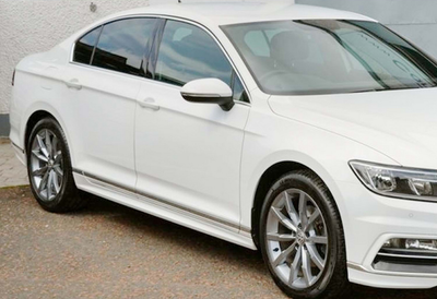 Бокові пороги DPT (чорний глянець) для Volkswagen Passat B8 2015-2023 рр