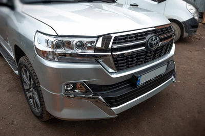 Комплект обвесов 2016-2025 (Executive 2021) Белый цвет для Toyota Land Cruiser 200