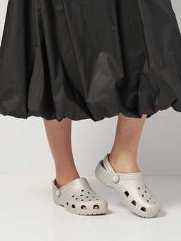 Женские кроксы Crocs Classic Glitter Clog SilGlt 205942-0IC 37-38 (M5/W7) 23 см Silver Glitter (196265542413) 
